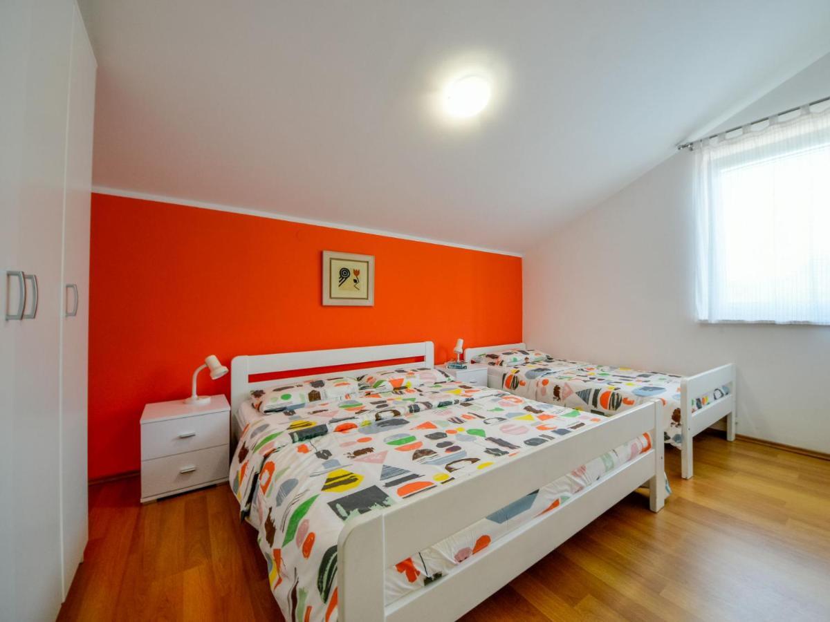 Apartment Lucija By Interhome Матульи Экстерьер фото